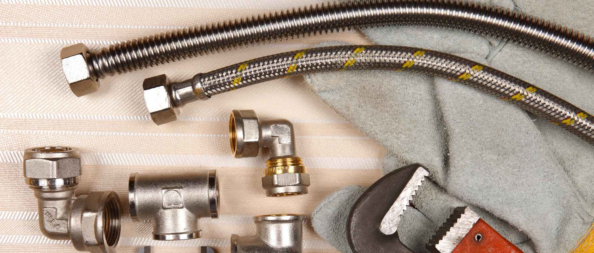 Emergency plumbers E17