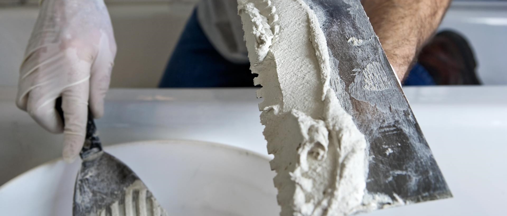 Plasterer E17